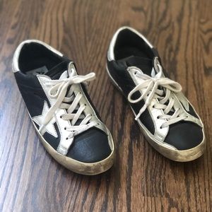Golden Goose Sneaker size 6